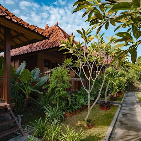 Karang Mas Lembongan Hotell Nusa Lembongan Exteriör bild