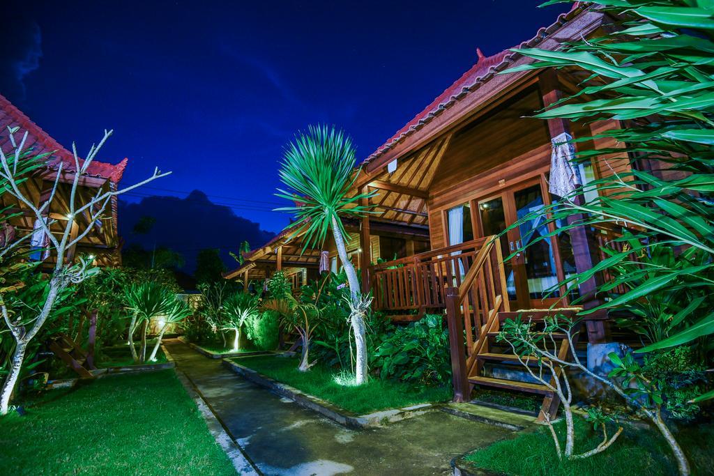 Karang Mas Lembongan Hotell Nusa Lembongan Exteriör bild
