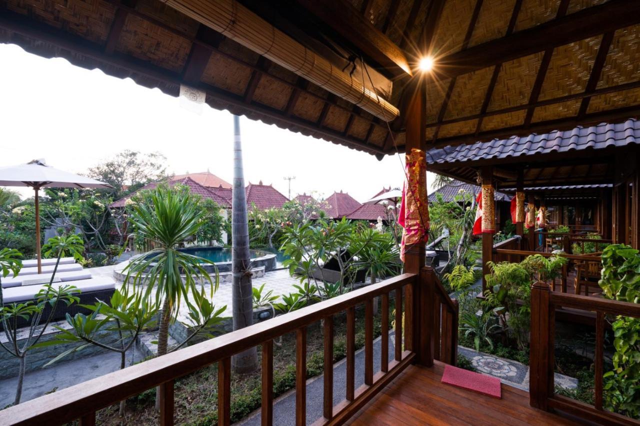 Karang Mas Lembongan Hotell Nusa Lembongan Exteriör bild